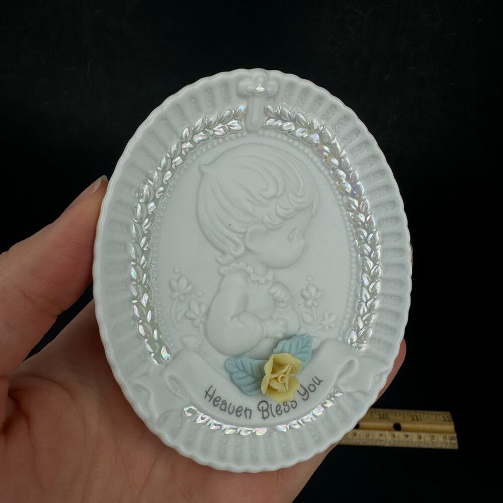 Vtg Precious Moments Small Oval Christening Baptism‎ Decor Plaque Yellow Rose